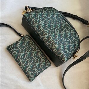 Coach GREEN Madi 2 Pc crossbody and wristlet set Virtually unused EUC